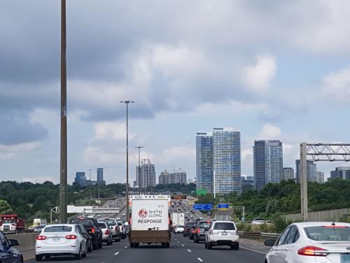 20190807 102708Arrivée à Toronto le trafic s'intensifie