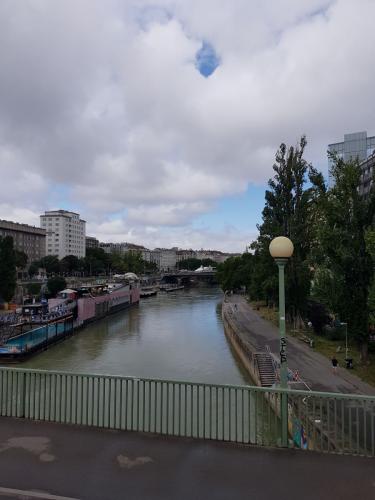 20220710 110123Le Donaukanal